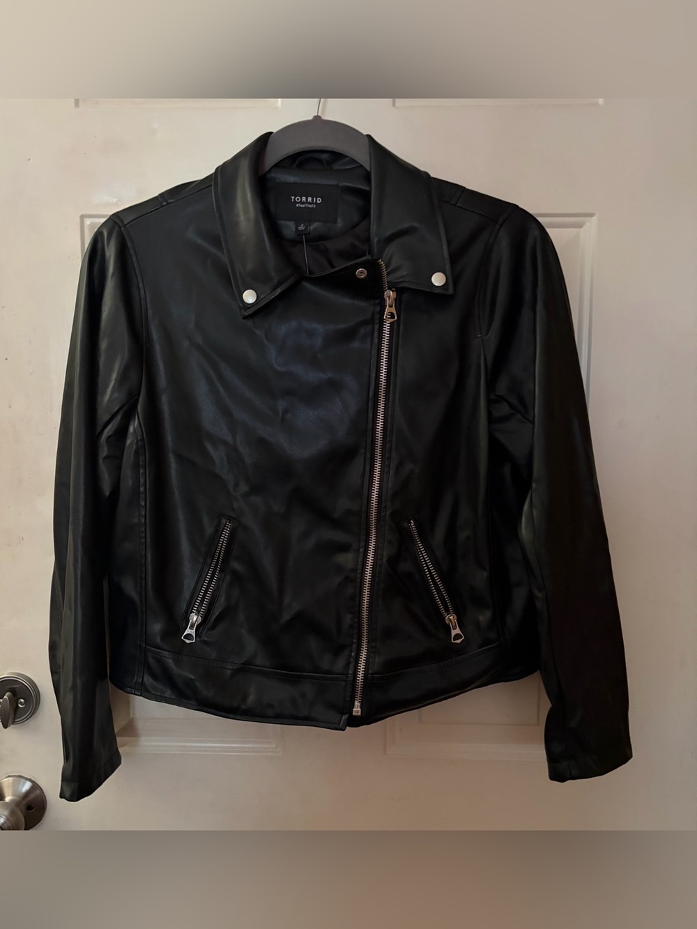 NWT Torrid Faux Leather Asymmetrical Moto Jacket Black Plus Size 2 2X 18-20